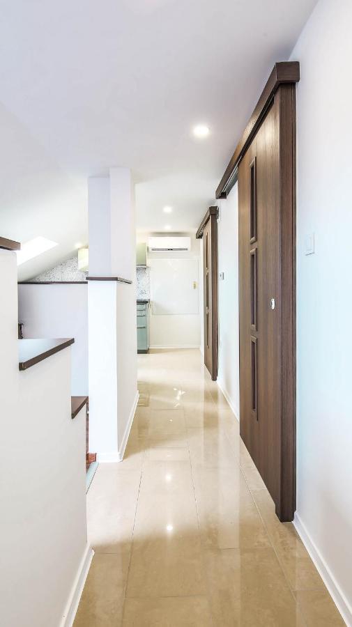 White Apartman Siófok Esterno foto